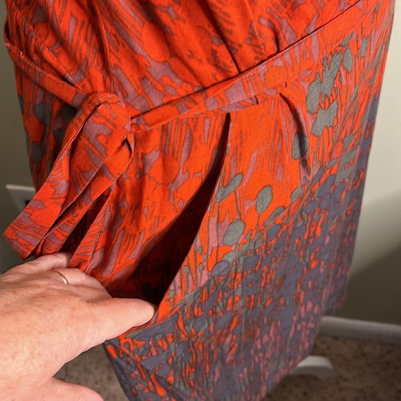 Monsoon Elegant Red and Gray tie waist side pockets Women's Dress - Picture 4 of 13